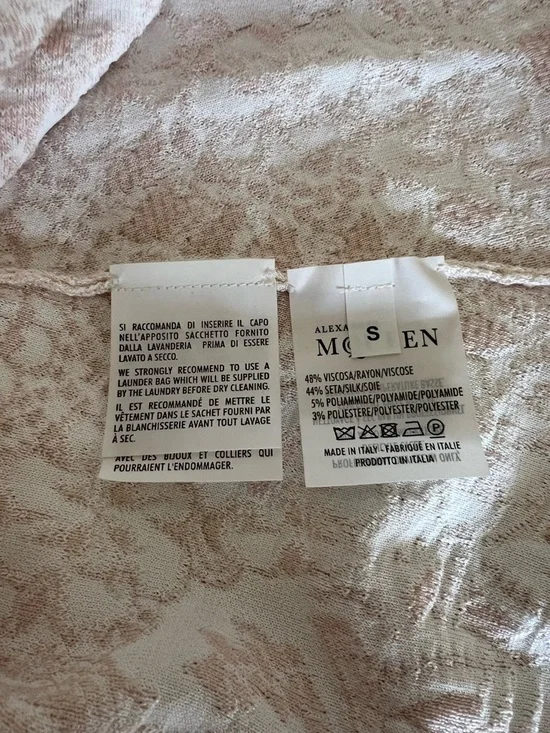 Alexander McQueen Pale Blush Lace Long-Sleeve Mini Dress - Picture 9 of 9